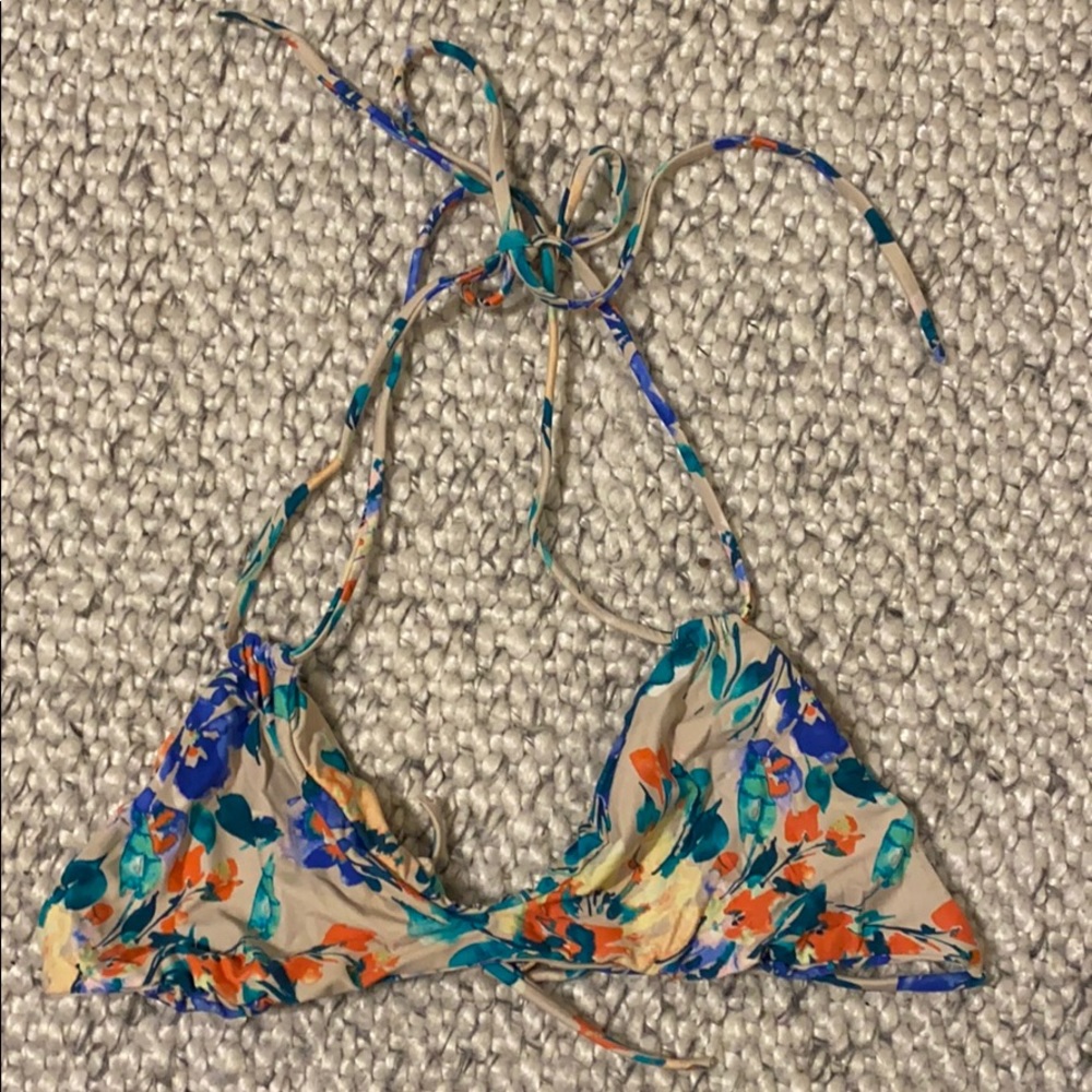 Floral bikini top